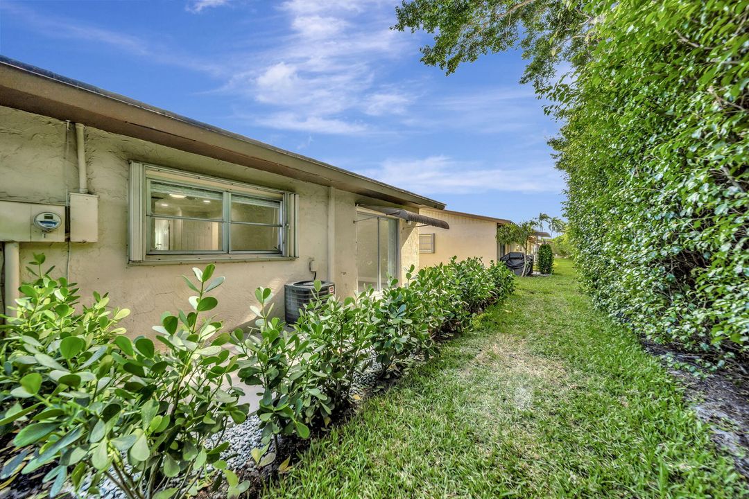 En Venta: $319,000 (2 camas, 2 baños, 1200 Pies cuadrados)