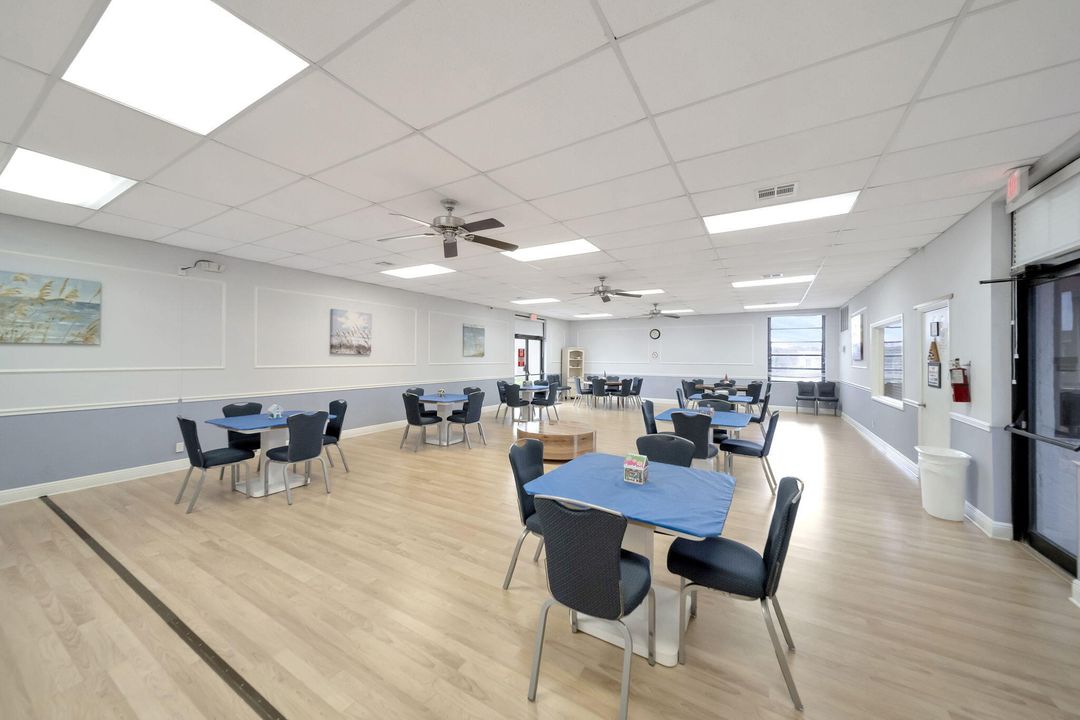 En Venta: $319,000 (2 camas, 2 baños, 1200 Pies cuadrados)