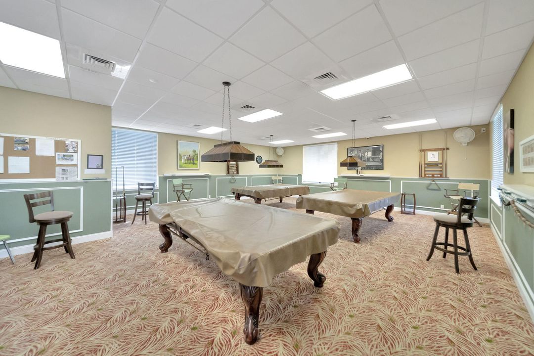 En Venta: $319,000 (2 camas, 2 baños, 1200 Pies cuadrados)