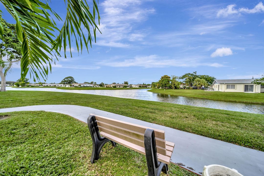 En Venta: $319,000 (2 camas, 2 baños, 1200 Pies cuadrados)