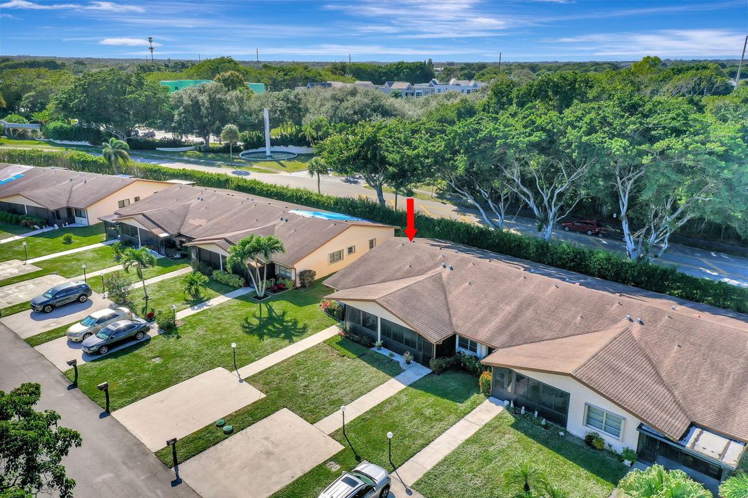 En Venta: $319,000 (2 camas, 2 baños, 1200 Pies cuadrados)