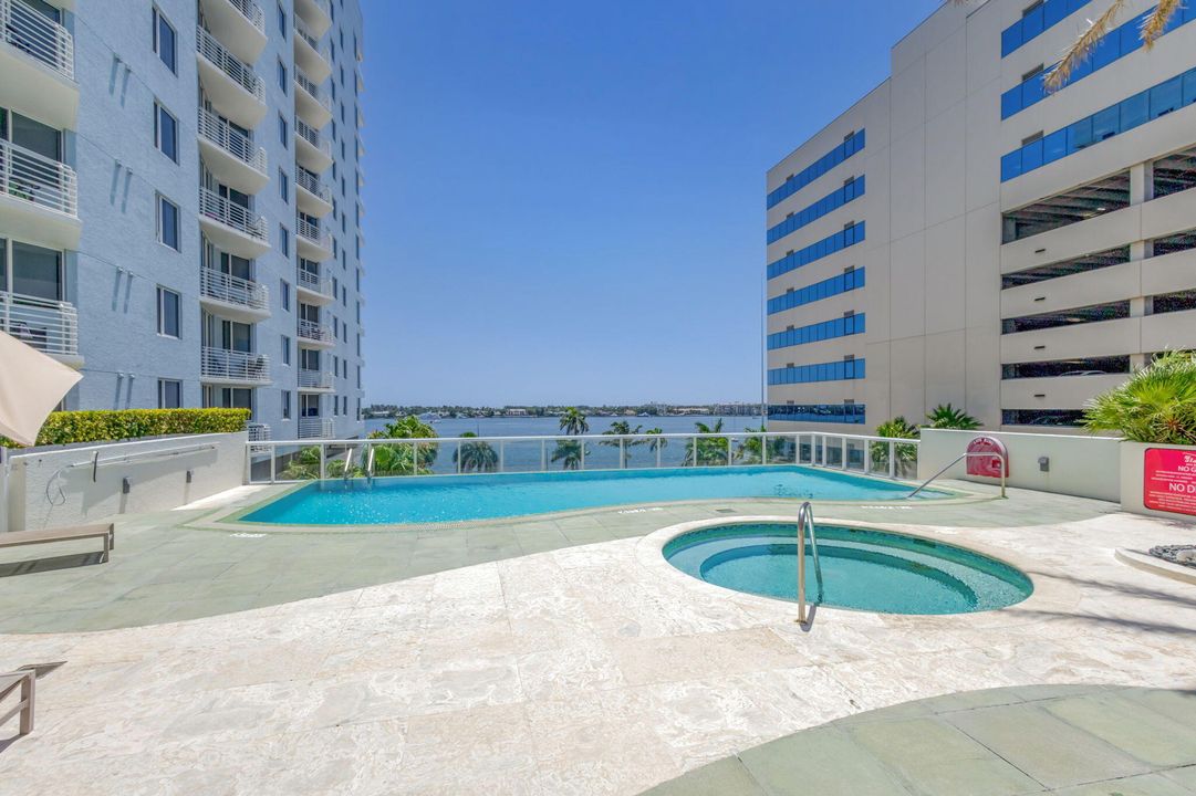 For Rent: $4,200 (2 beds, 2 baths, 1175 Square Feet)