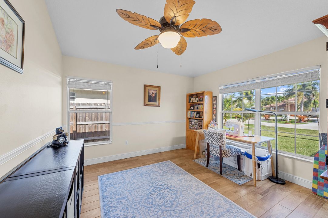 For Sale: $470,000 (4 beds, 3 baths, 2285 Square Feet)