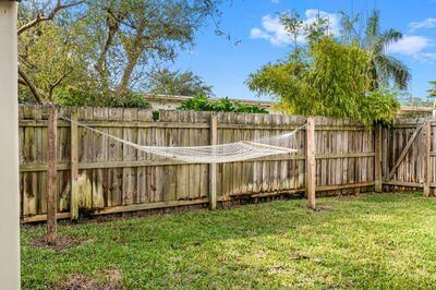 For Sale: $799,000 (3 beds, 2 baths, 1910 Square Feet)