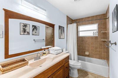 For Sale: $799,000 (3 beds, 2 baths, 1910 Square Feet)