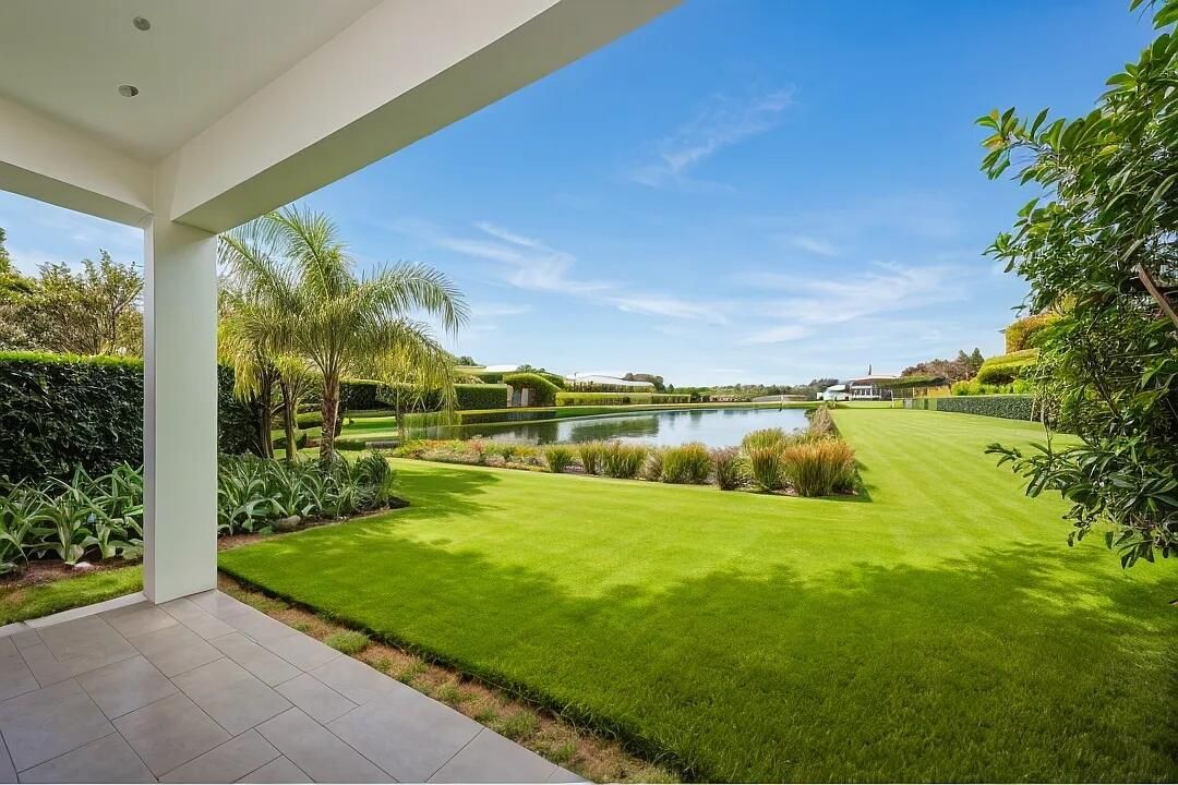 En Venta: $989,000 (3 camas, 3 baños, 2157 Pies cuadrados)