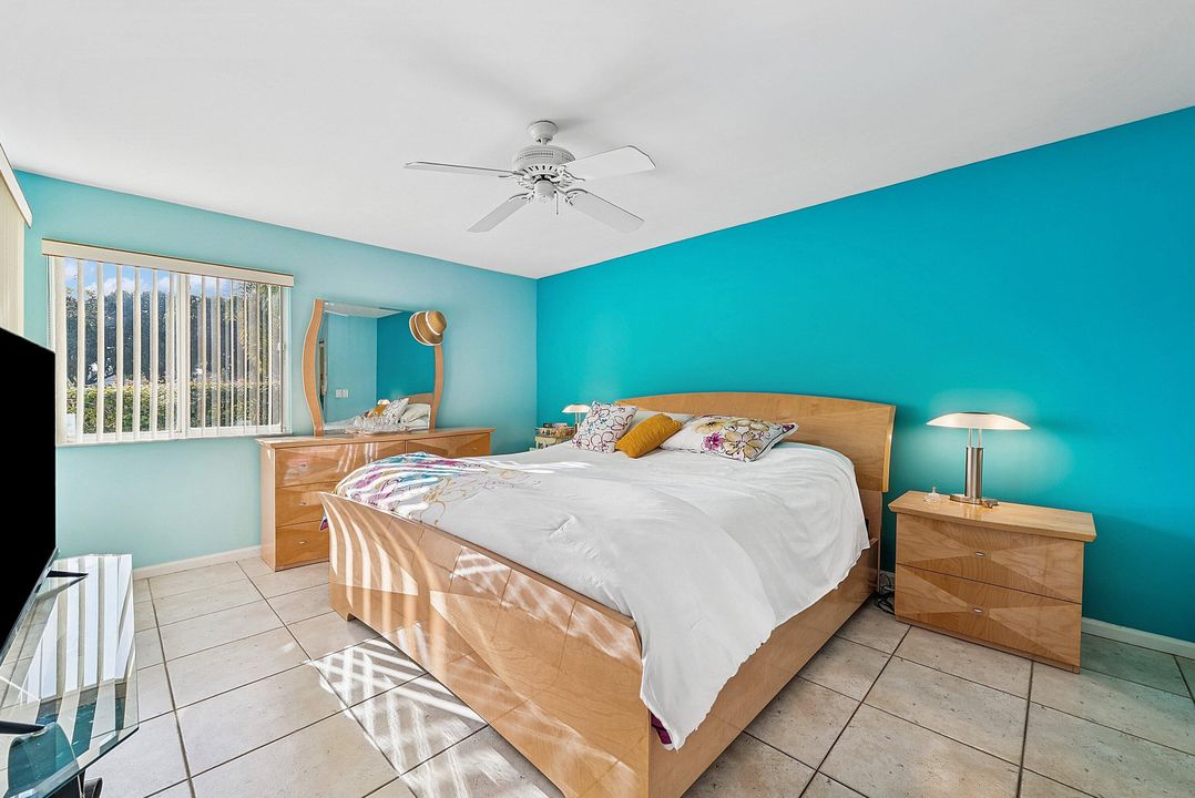 待售: $449,000 (2 贝兹, 2 浴室, 1339 平方英尺)