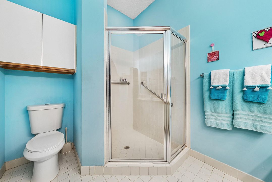 待售: $449,000 (2 贝兹, 2 浴室, 1339 平方英尺)