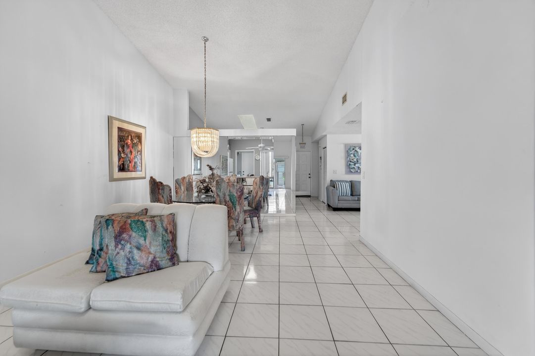 На продажу: $299,000 (2 спален, 2 ванн, 1500 Квадратных фут)