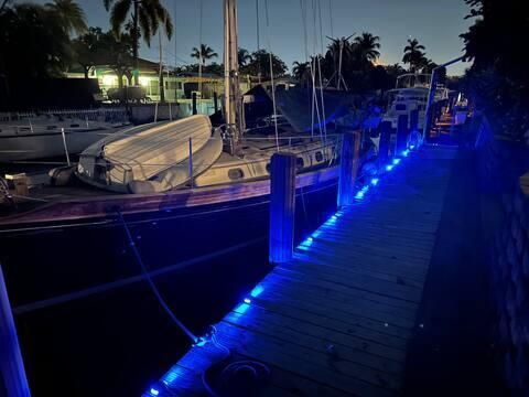 For Rent: $4,800 (3 beds, 2 baths, 1124 Square Feet)