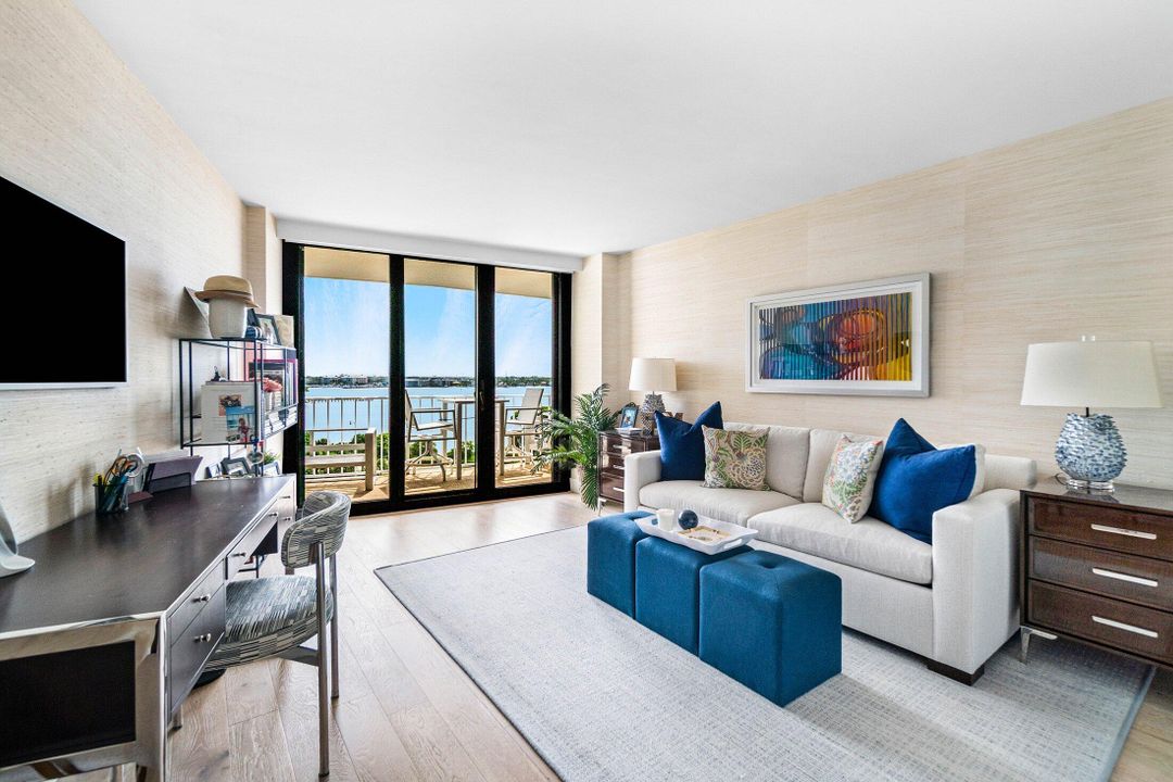 В аренду: $15,000 (2 спален, 2 ванн, 1740 Квадратных фут)