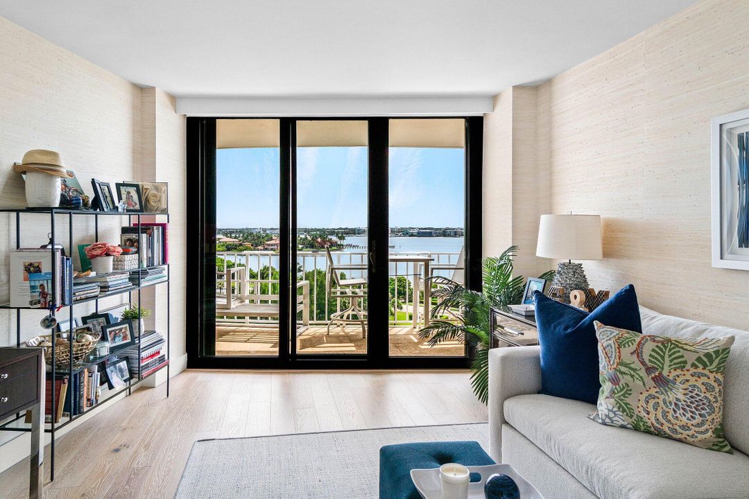 В аренду: $15,000 (2 спален, 2 ванн, 1740 Квадратных фут)