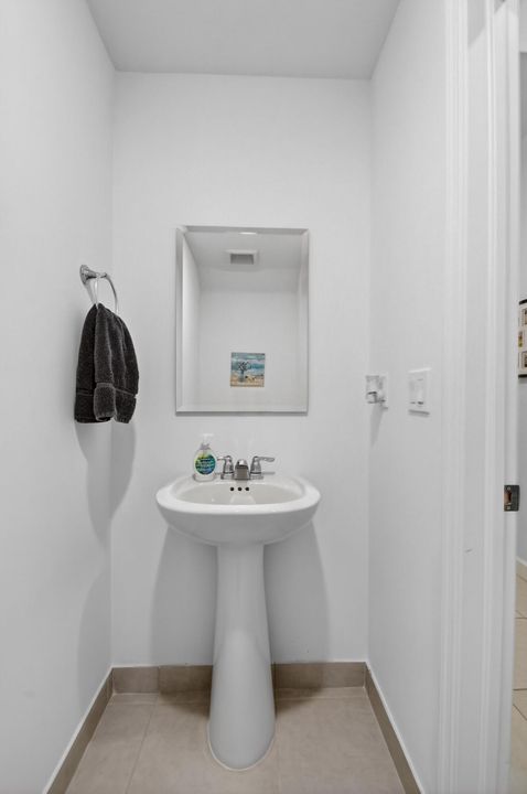 For Sale: $495,000 (3 beds, 2 baths, 1695 Square Feet)