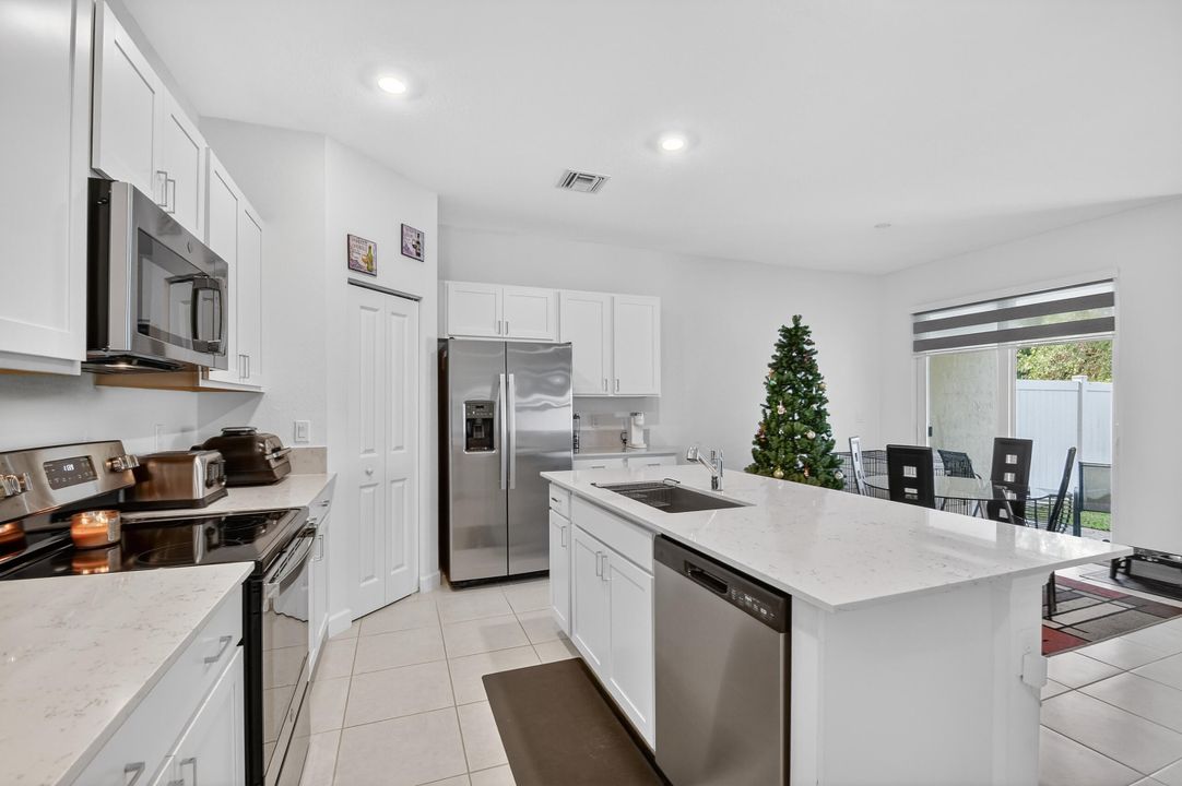 For Sale: $495,000 (3 beds, 2 baths, 1695 Square Feet)