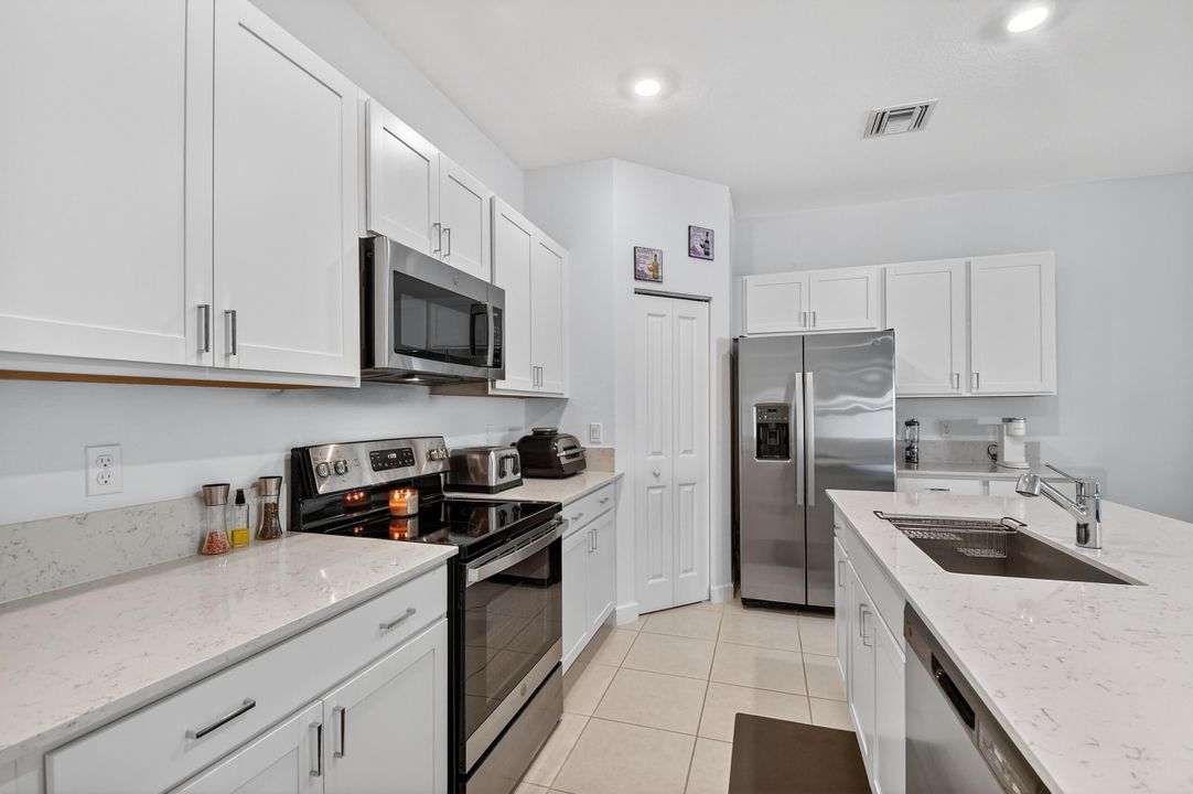 For Sale: $495,000 (3 beds, 2 baths, 1695 Square Feet)