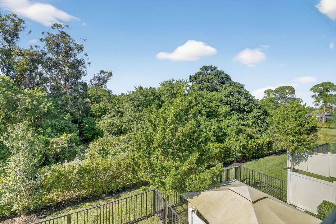 For Sale: $495,000 (3 beds, 2 baths, 1695 Square Feet)