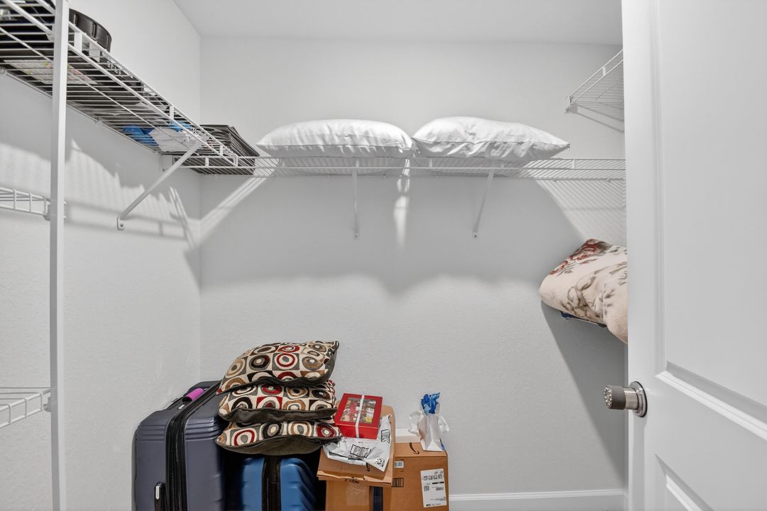 For Sale: $495,000 (3 beds, 2 baths, 1695 Square Feet)