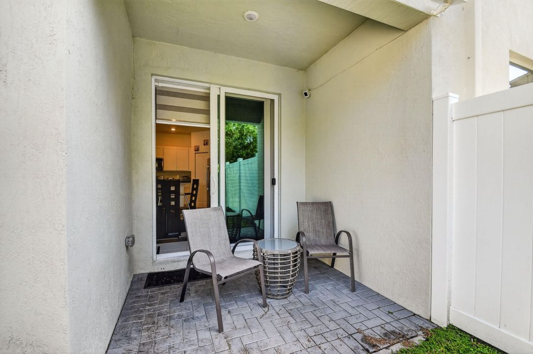 For Sale: $495,000 (3 beds, 2 baths, 1695 Square Feet)