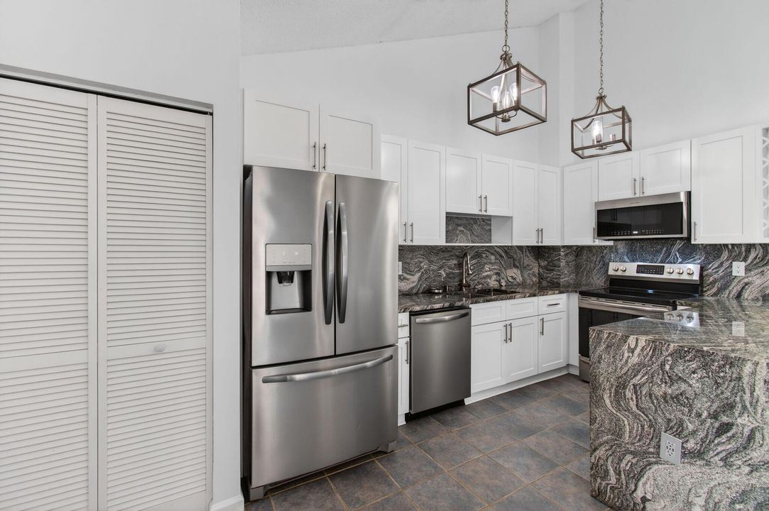 En Venta: $355,000 (2 camas, 2 baños, 1134 Pies cuadrados)