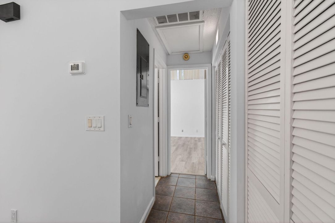 En Venta: $355,000 (2 camas, 2 baños, 1134 Pies cuadrados)