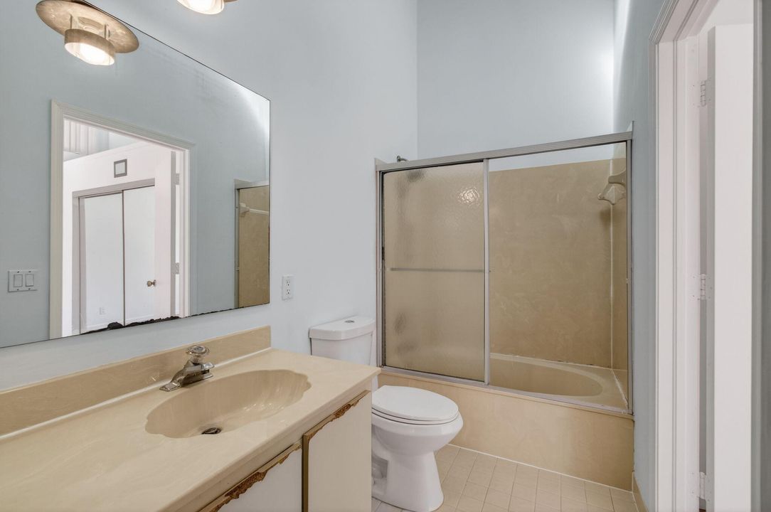 En Venta: $355,000 (2 camas, 2 baños, 1134 Pies cuadrados)