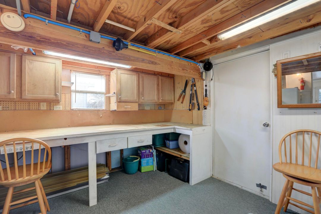 待售: $207,000 (2 贝兹, 2 浴室, 1412 平方英尺)