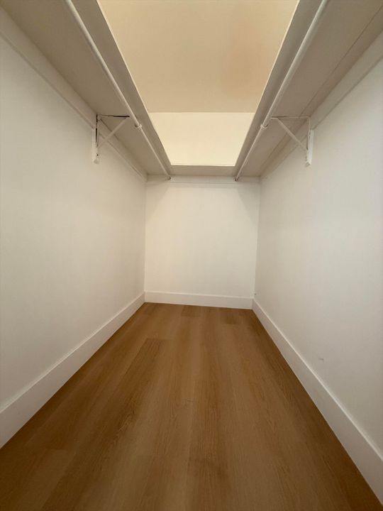 В аренду: $1,350 (1 спален, 1 ванн, 680 Квадратных фут)