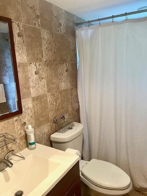 For Rent: $1,600 (2 beds, 2 baths, 907 Square Feet)