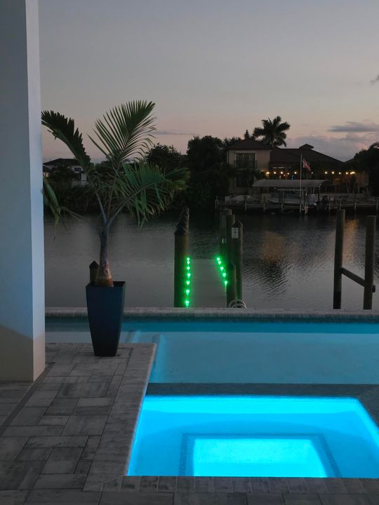 En Venta: $1,399,950 (4 camas, 3 baños, 2653 Pies cuadrados)