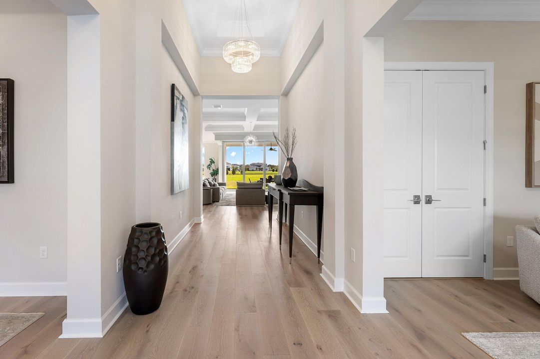 En Venta: $2,985,000 (4 camas, 3 baños, 3461 Pies cuadrados)