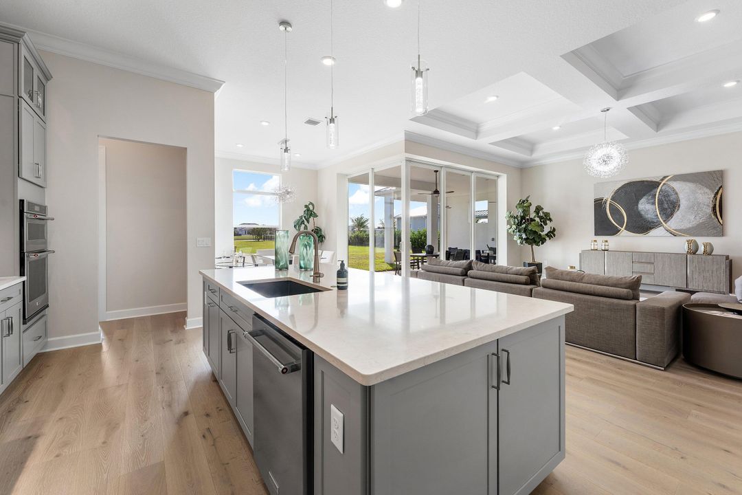 En Venta: $2,985,000 (4 camas, 3 baños, 3461 Pies cuadrados)