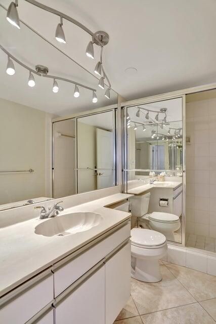 待售: $875,000 (2 贝兹, 2 浴室, 1249 平方英尺)