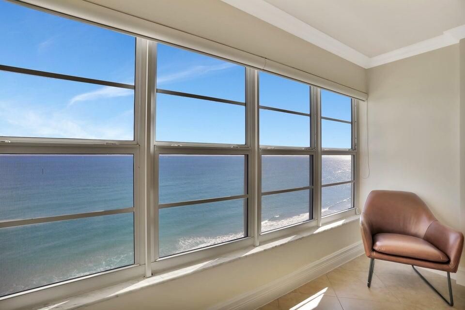 待售: $875,000 (2 贝兹, 2 浴室, 1249 平方英尺)