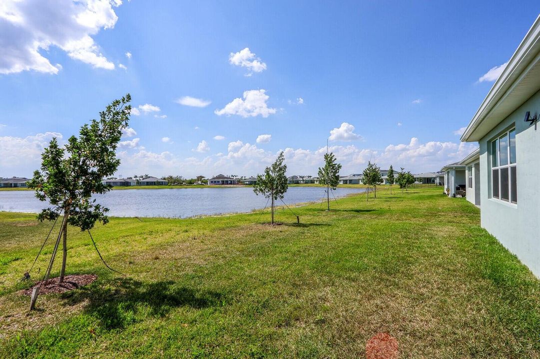 出租: $2,950 (3 贝兹, 2 浴室, 1998 平方英尺)