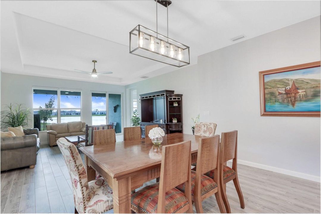 出租: $2,950 (3 贝兹, 2 浴室, 1998 平方英尺)