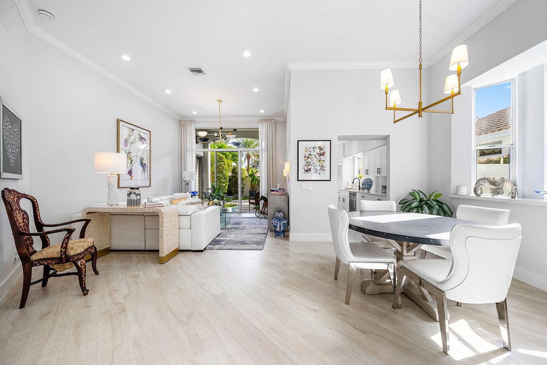 For Sale: $725,000 (3 beds, 2 baths, 1628 Square Feet)