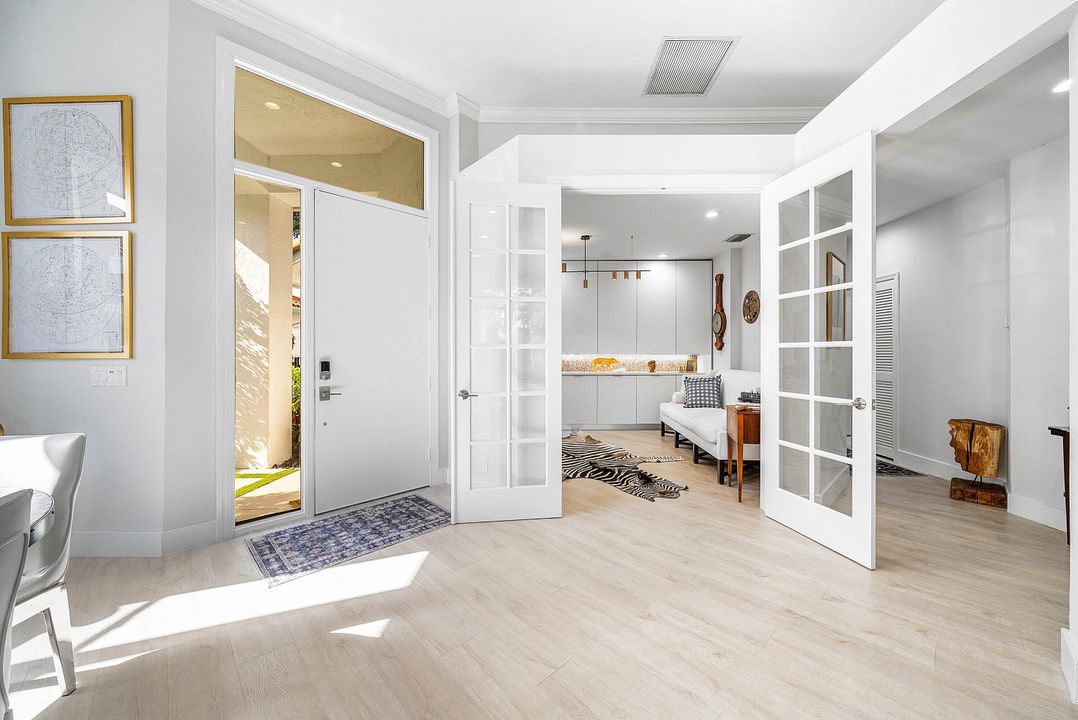 For Sale: $725,000 (3 beds, 2 baths, 1628 Square Feet)