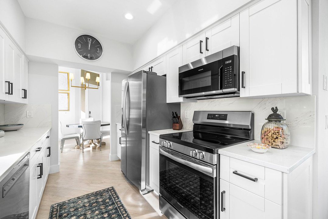 For Sale: $725,000 (3 beds, 2 baths, 1628 Square Feet)