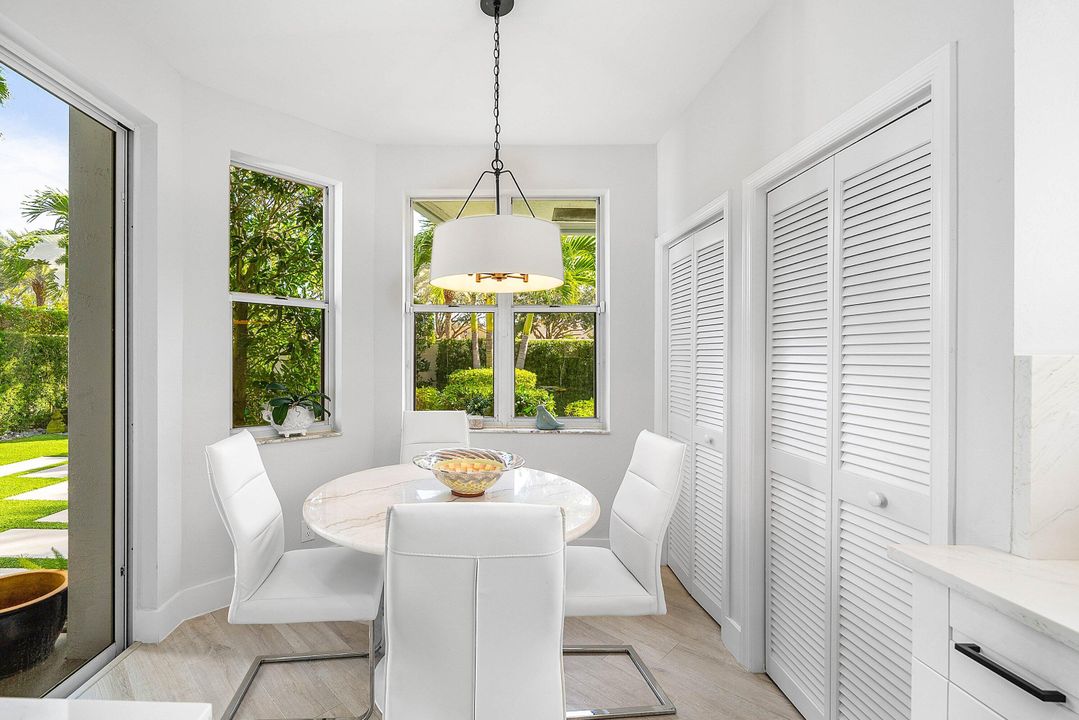 For Sale: $725,000 (3 beds, 2 baths, 1628 Square Feet)