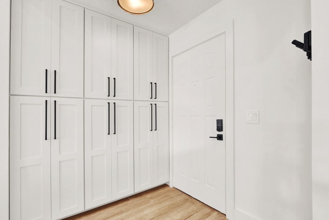 待售: $1,220,000 (3 贝兹, 2 浴室, 2079 平方英尺)