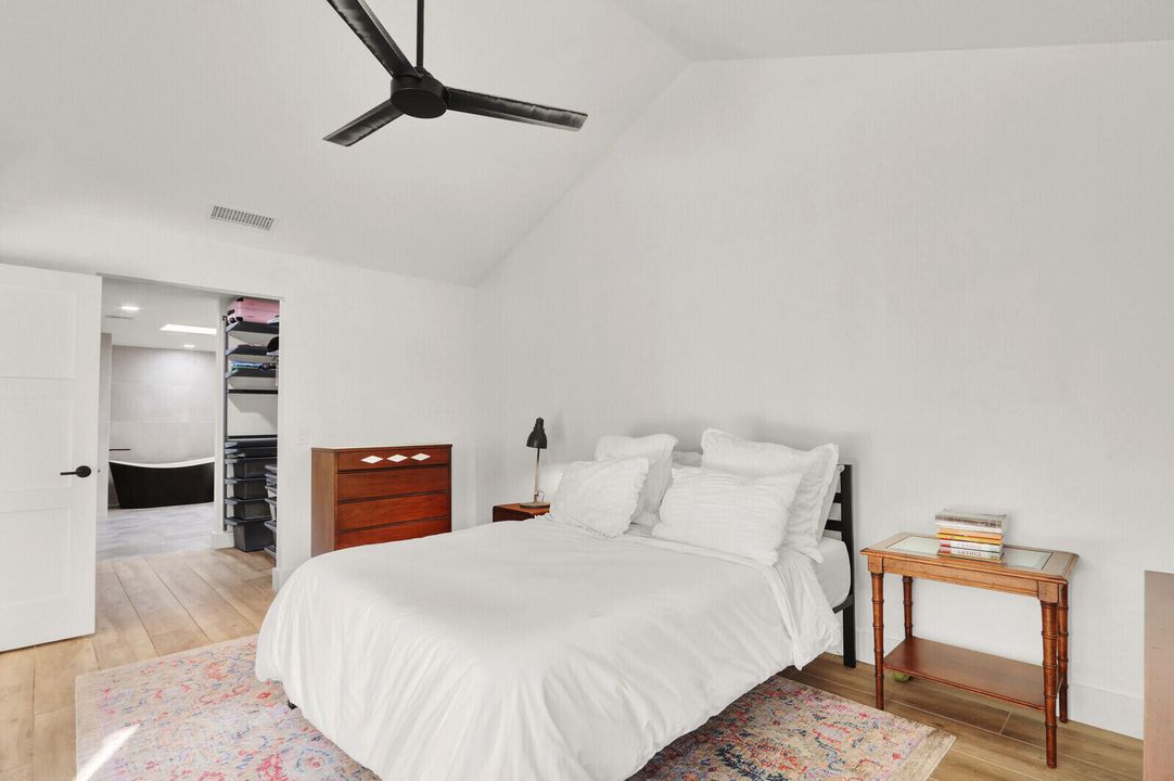 待售: $1,220,000 (3 贝兹, 2 浴室, 2079 平方英尺)