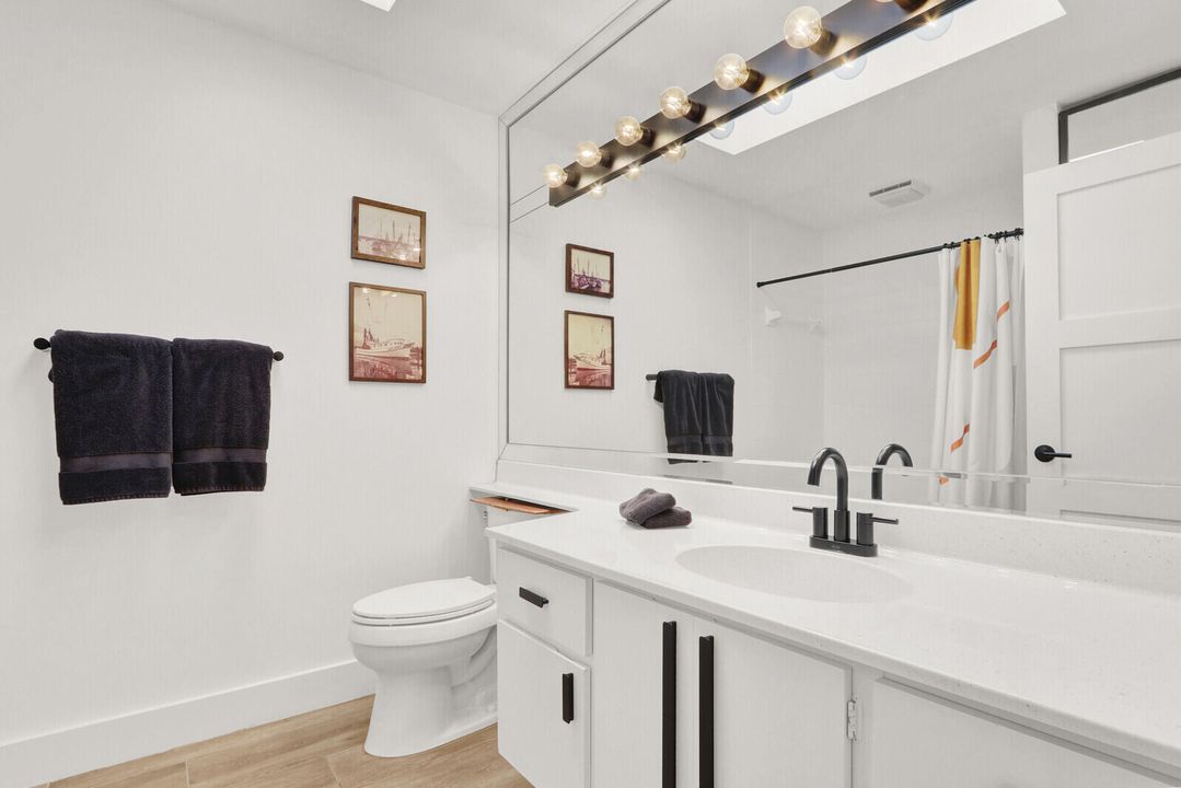 待售: $1,220,000 (3 贝兹, 2 浴室, 2079 平方英尺)