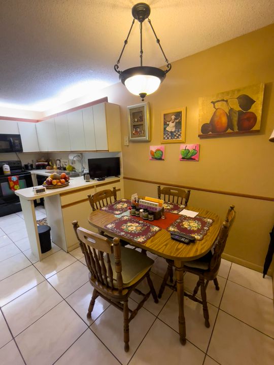 For Sale: $210,000 (3 beds, 2 baths, 1650 Square Feet)