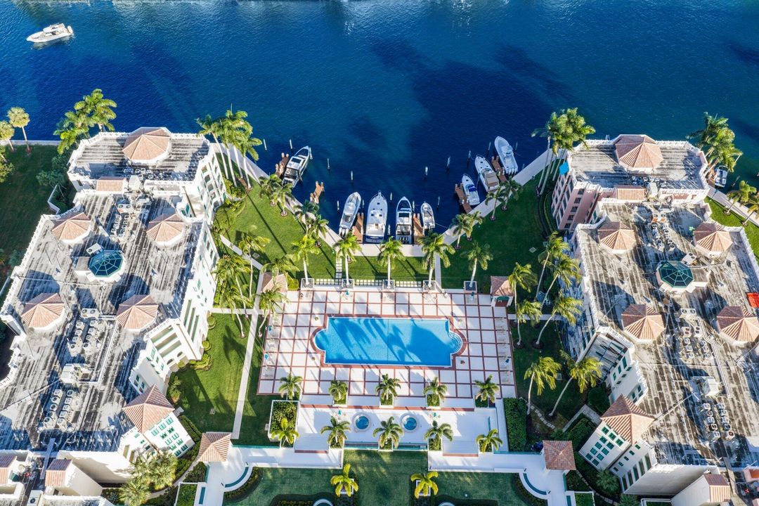 На продажу: $825,000 (2 спален, 2 ванн, 1706 Квадратных фут)