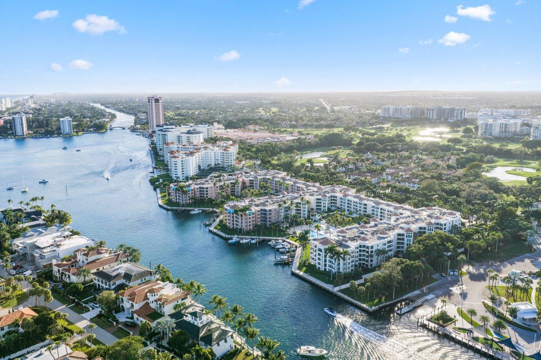 На продажу: $825,000 (2 спален, 2 ванн, 1706 Квадратных фут)