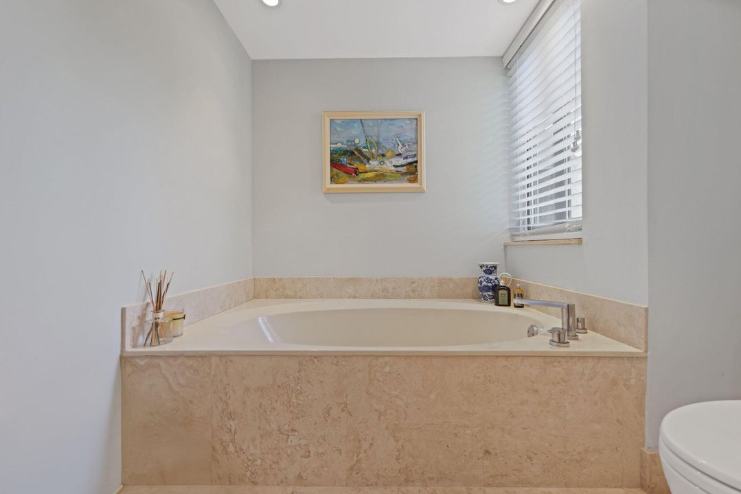 На продажу: $825,000 (2 спален, 2 ванн, 1706 Квадратных фут)