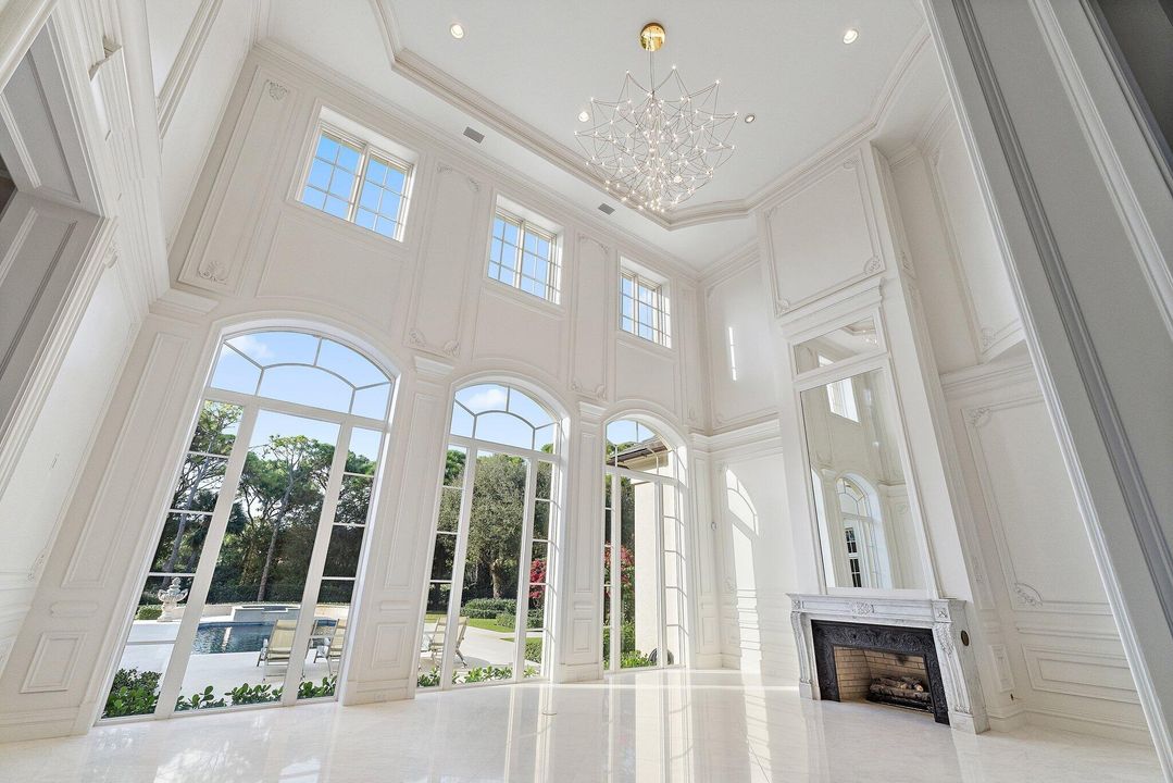 待售: $26,500,000 (6 贝兹, 8 浴室, 10401 平方英尺)