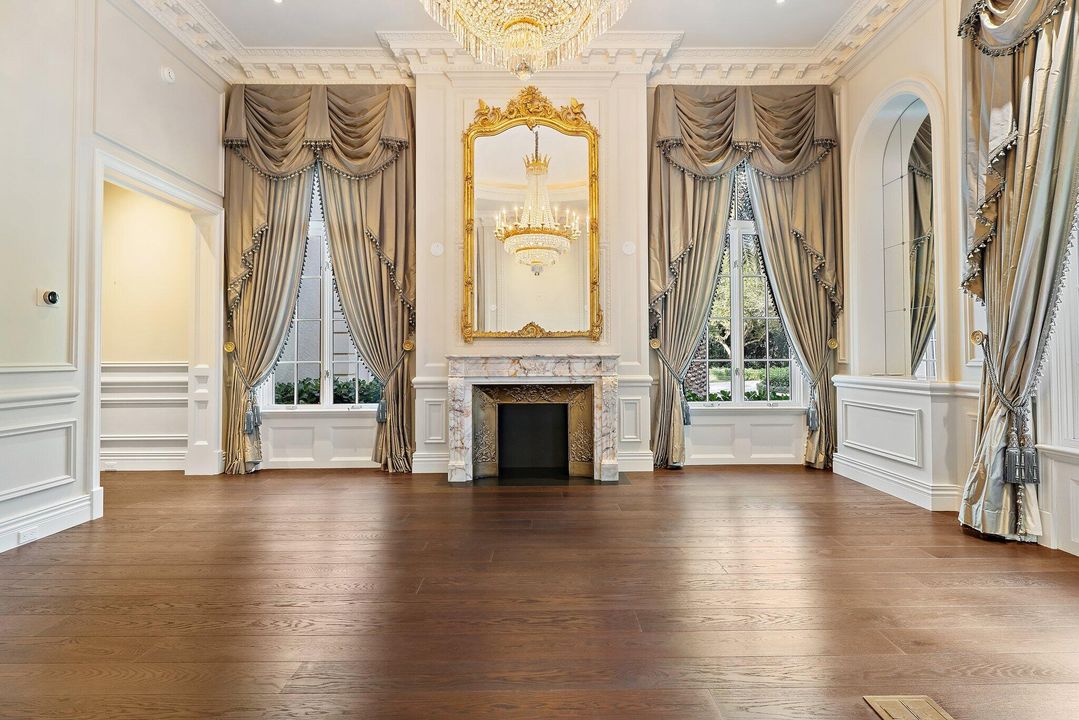 待售: $26,500,000 (6 贝兹, 8 浴室, 10401 平方英尺)