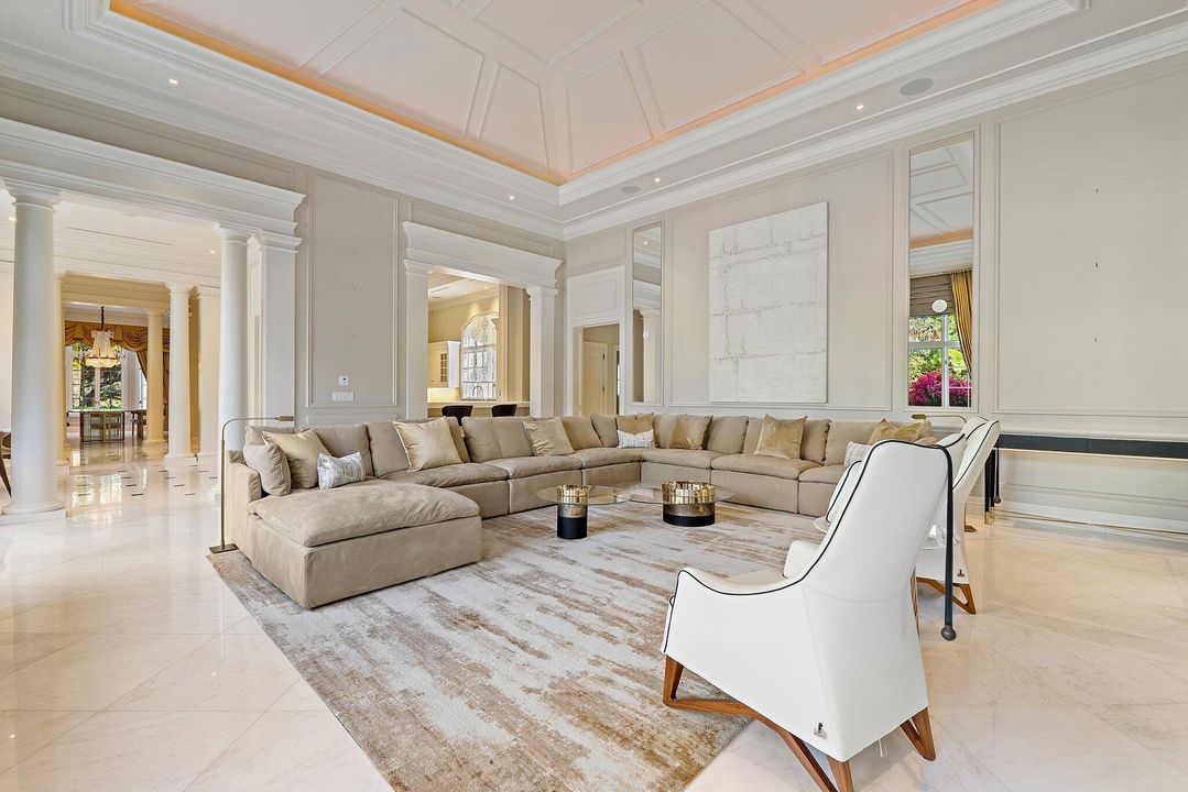 待售: $26,500,000 (6 贝兹, 8 浴室, 10401 平方英尺)