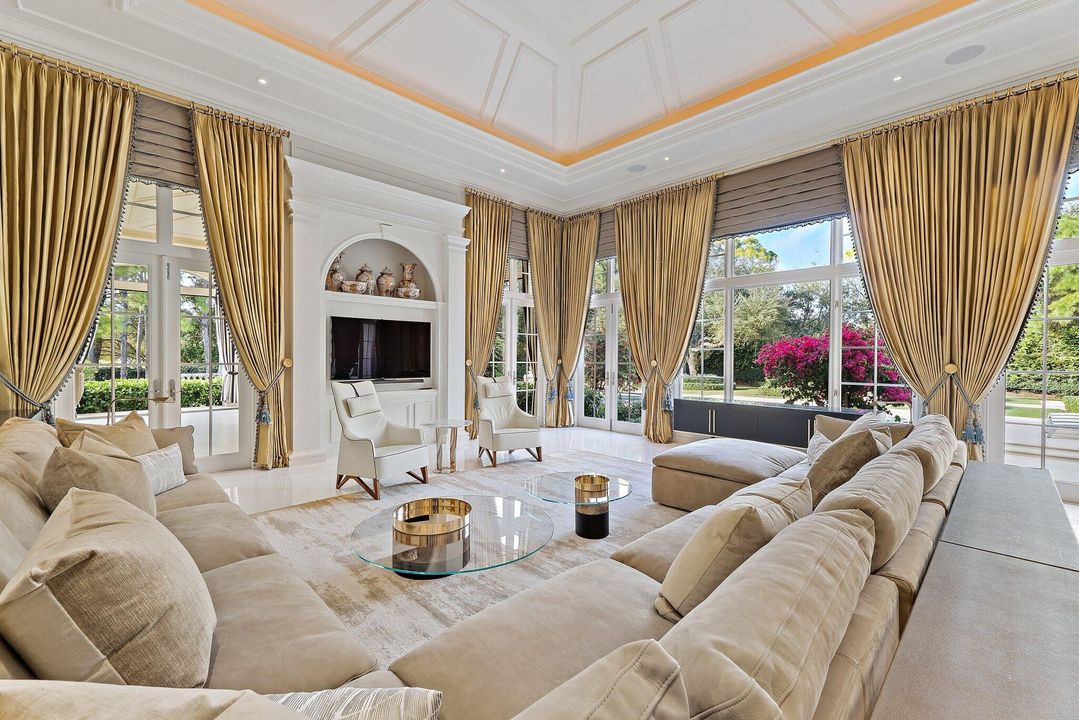 待售: $26,500,000 (6 贝兹, 8 浴室, 10401 平方英尺)